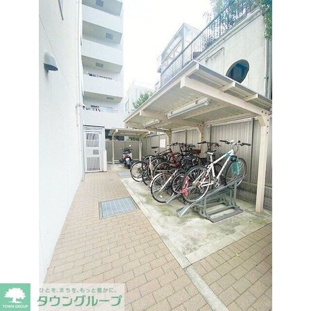 プラウドフラット代々木八幡の物件内観写真